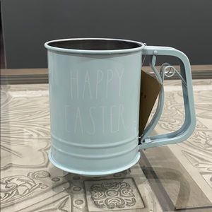 RAE DUNN FLOUR SIFTER